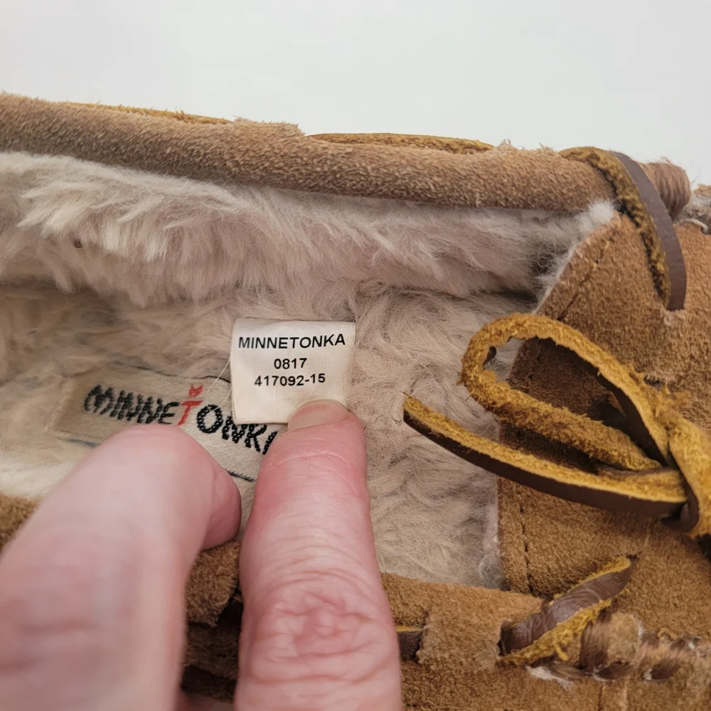 Minnetonka Kids' Tan Moccasin Slippers Sz 11